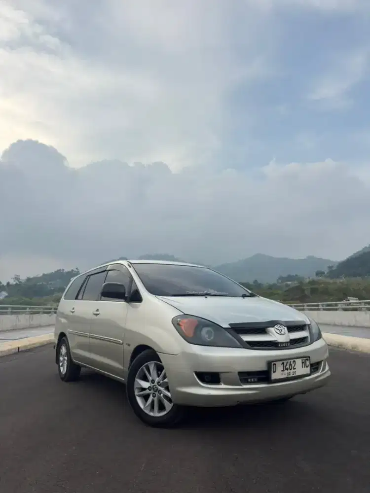 Toyota Kijang Innova Diesel Matic 2008