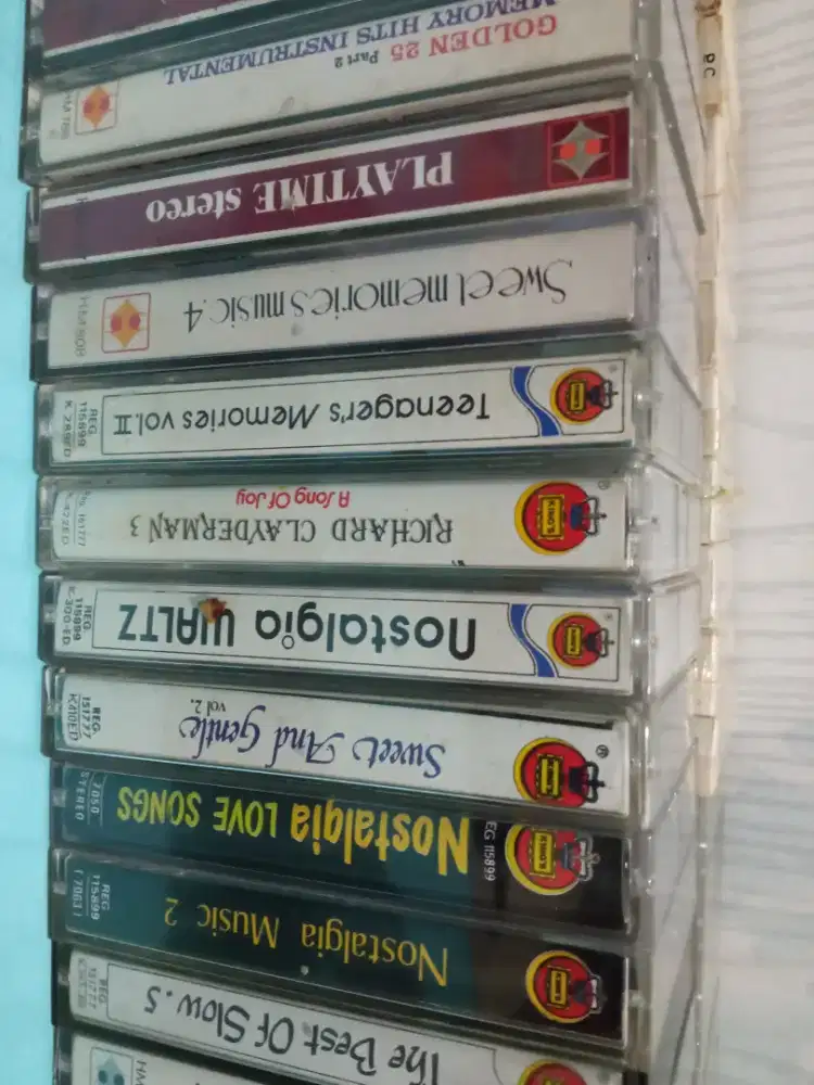 Koleksi kaset lagu original borong 50 pcs