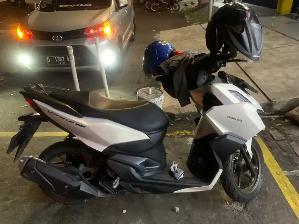 VARIO 160 CBS MULUS TANGAN PERTAMA