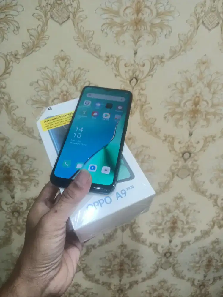 oppo A9 2020 ram 8/128 mlus normal semua  msh original semua nya lkp
