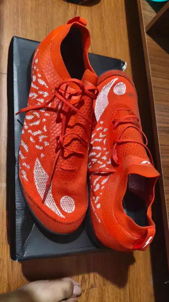 Sepatu futsal concave volt red white size 46 29 cm