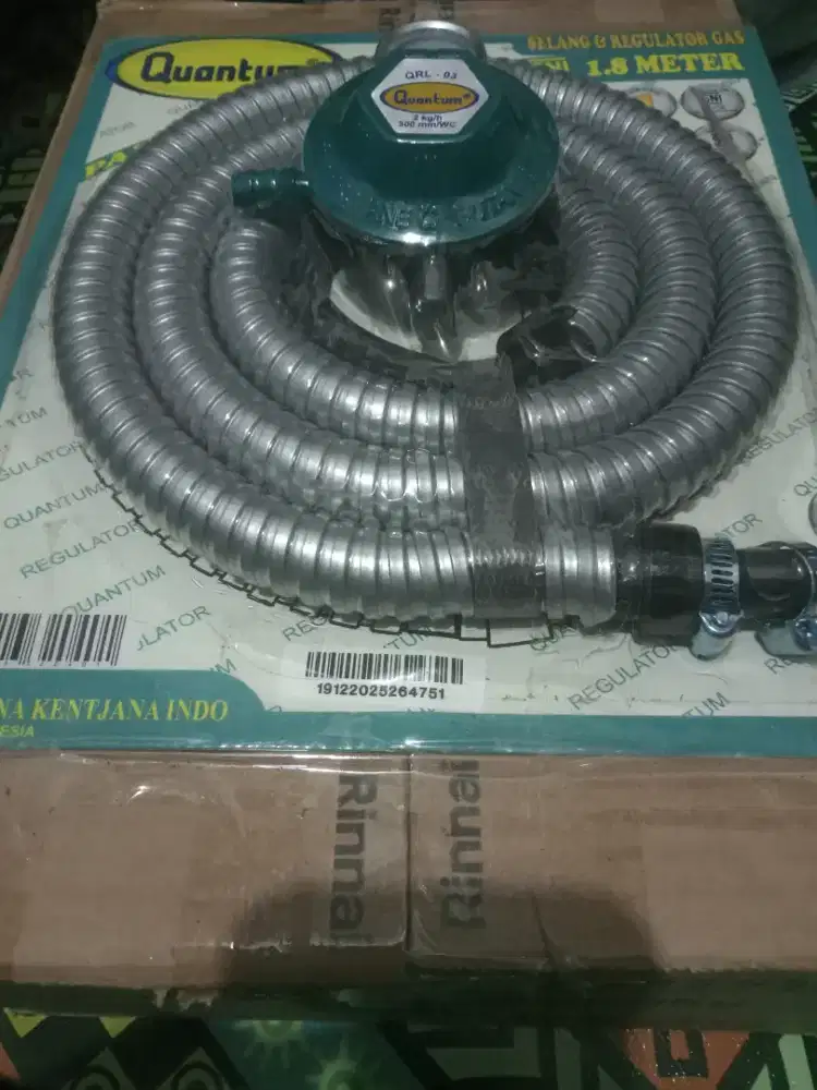 Jual Butuh kompor gas satu tungku merk rinnai,selang&regulator gas