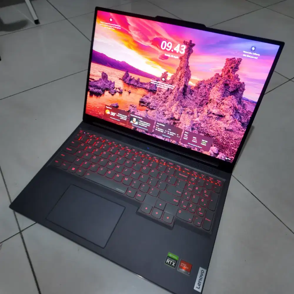 Lenono Legion Slim 5 16APH8 AMD 7840HS 32GB 512GB