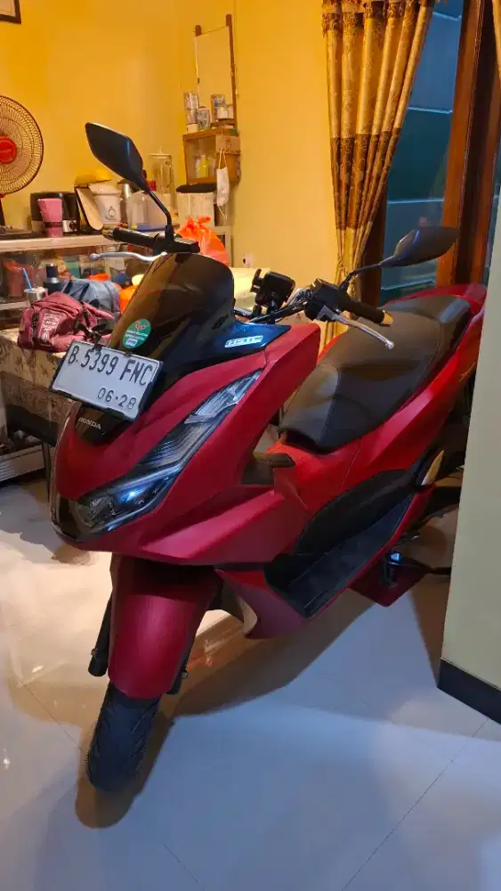 Dijual honda pcx type tertinggi ABS