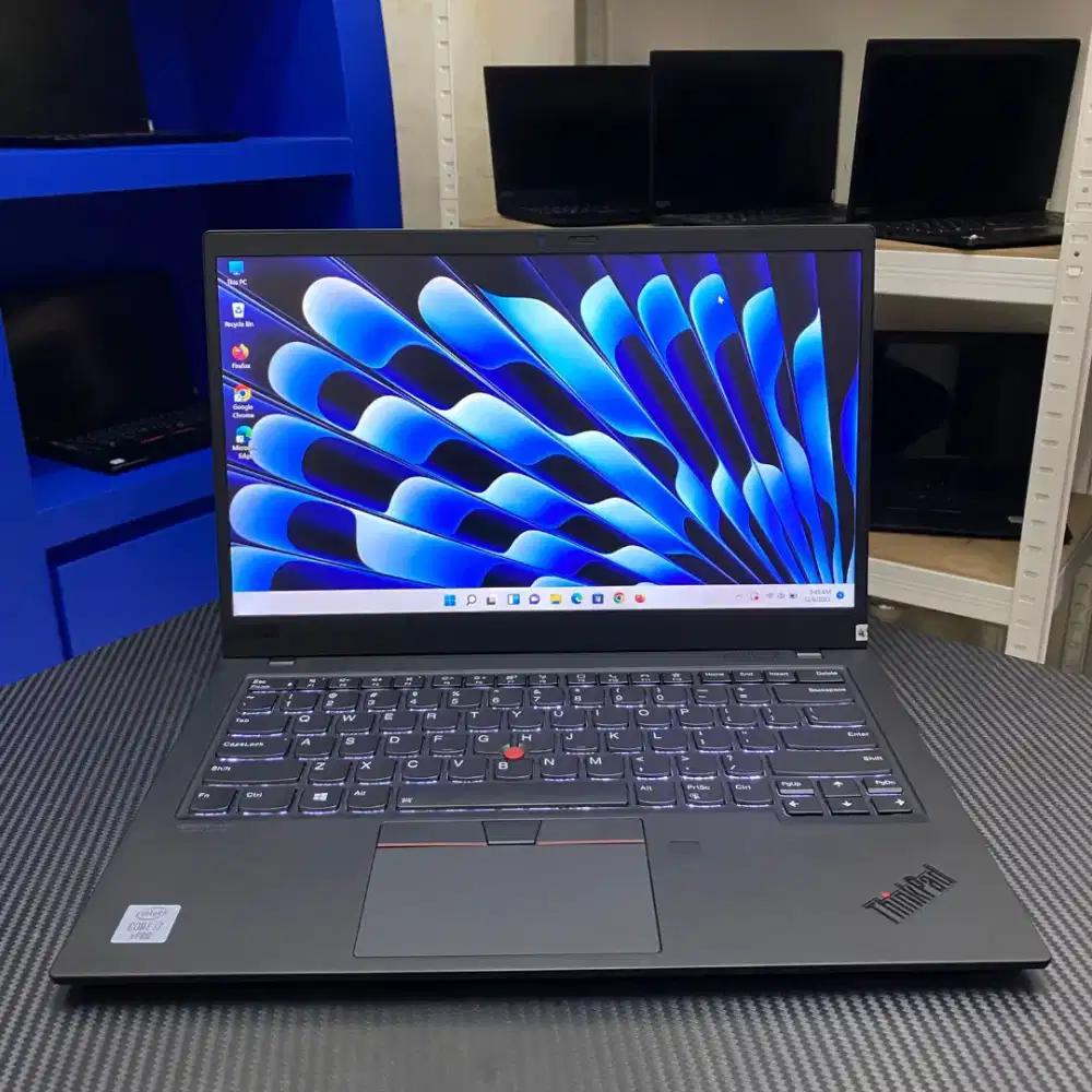 Lenovo x1carbon 8th i5gen10 ram8gb ssd 256gb