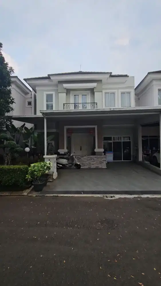 Gading Serpong PHG Cluster Garnet Full Furnish  4+1 Kamar Tidur