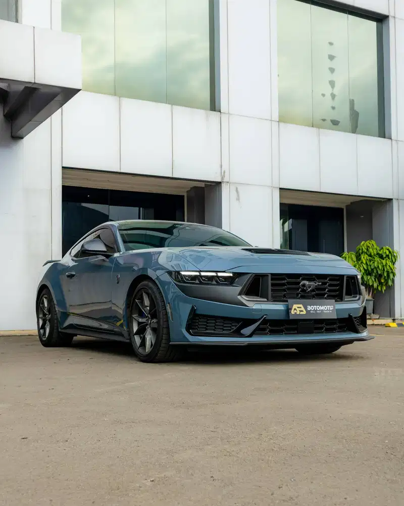 Ford Mustang 5.0 Dark Horse Fastback 2024