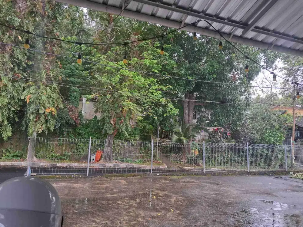 DISEWAKAN RUANG USAHA MENARIK DAERAH WANEA, HARGA SANGAT MURAH