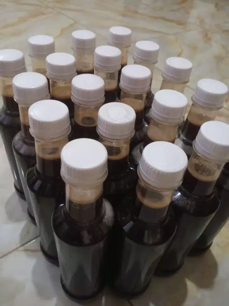 MADU HUTAN AKASIA