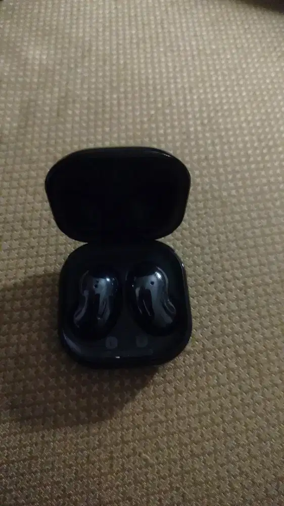 Galaxy Earbuds pro Samsung
