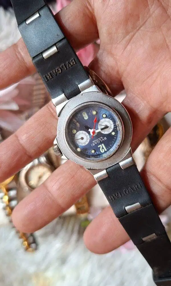 [VINTAGE LOOK] Jam Tangan Pria/Wanita Diagono Style – Blue Dial Chrono