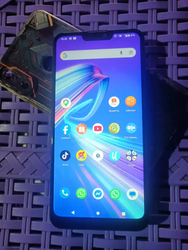 Asus Zenfone Max Pro M2. Snapdragon 660, (4/64gb).