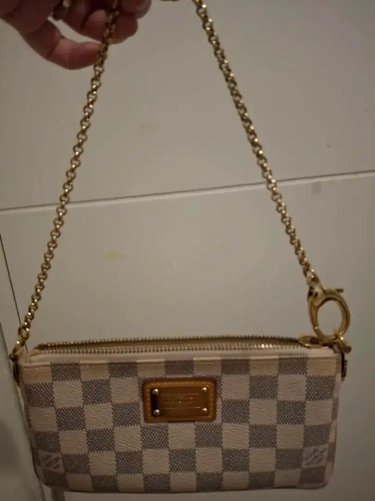 POCHETTE MILLA TAS LV UKURAN DOMPET