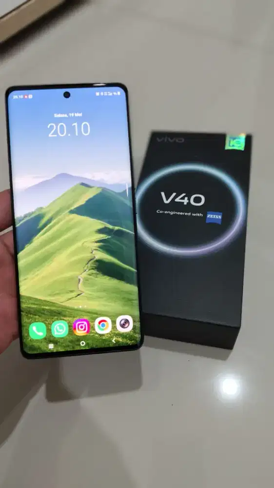 Vivo V40 5G 12/512