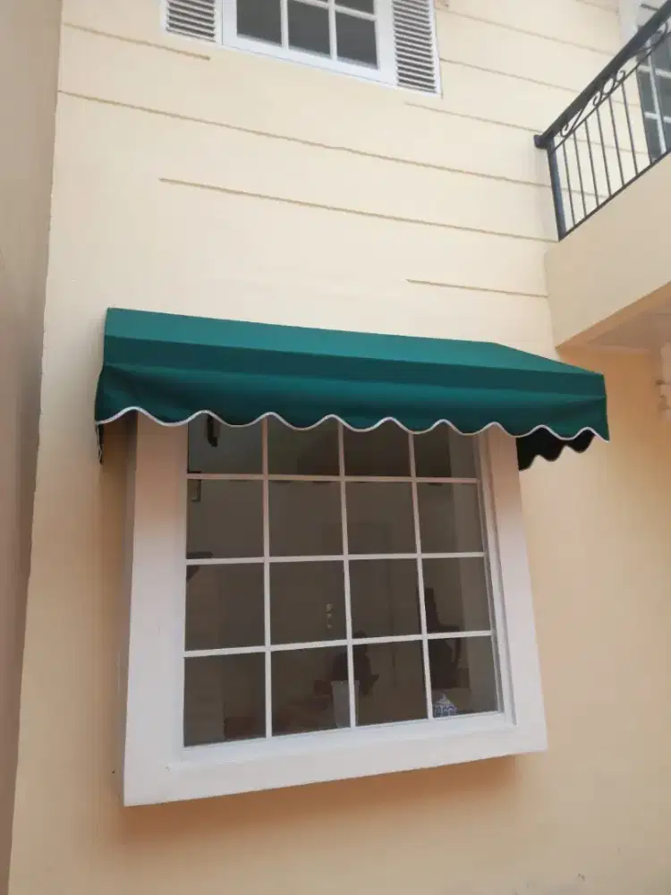 Kanopi awning minimalis