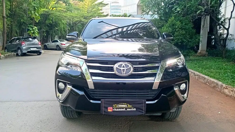 FORTUNER VRZ 2016 ANTIK LOW KM ISTIMEWA DIJAMIN JARANG ADA
