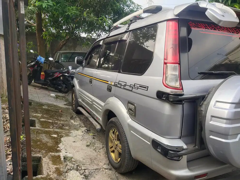 Mitsubishi Kuda 2005 Bensin