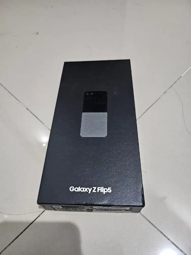 SAMSUNG GALAXY Z FLIP 5 8/256GB