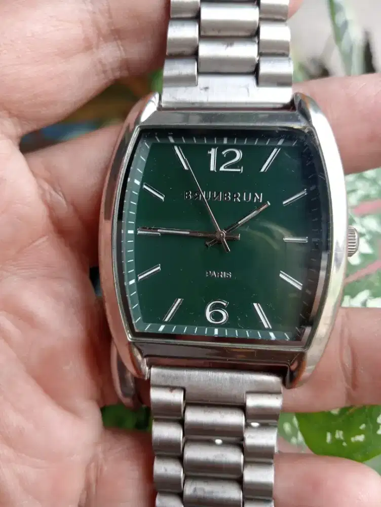 Jam tangan cowok krepyak