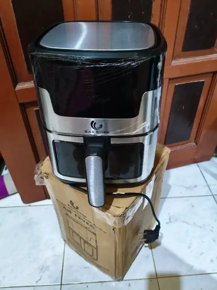 Air fryer layar sentuh