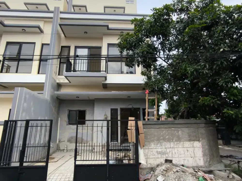 DIJUAL RUMAH HOOK BARU MINIMALIS HADAP TIMUR LAUT BEBAS BANJIR DI CITRA GARDEN 1
