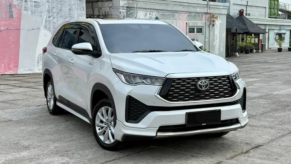 [KM 10.000AN]TOYOTA INNOVA ZENIX V HYBRID MODELLISTA PUTIH 2024