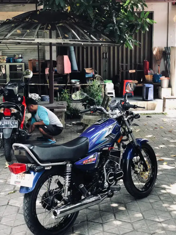 Yamaha rx king 2004 biru