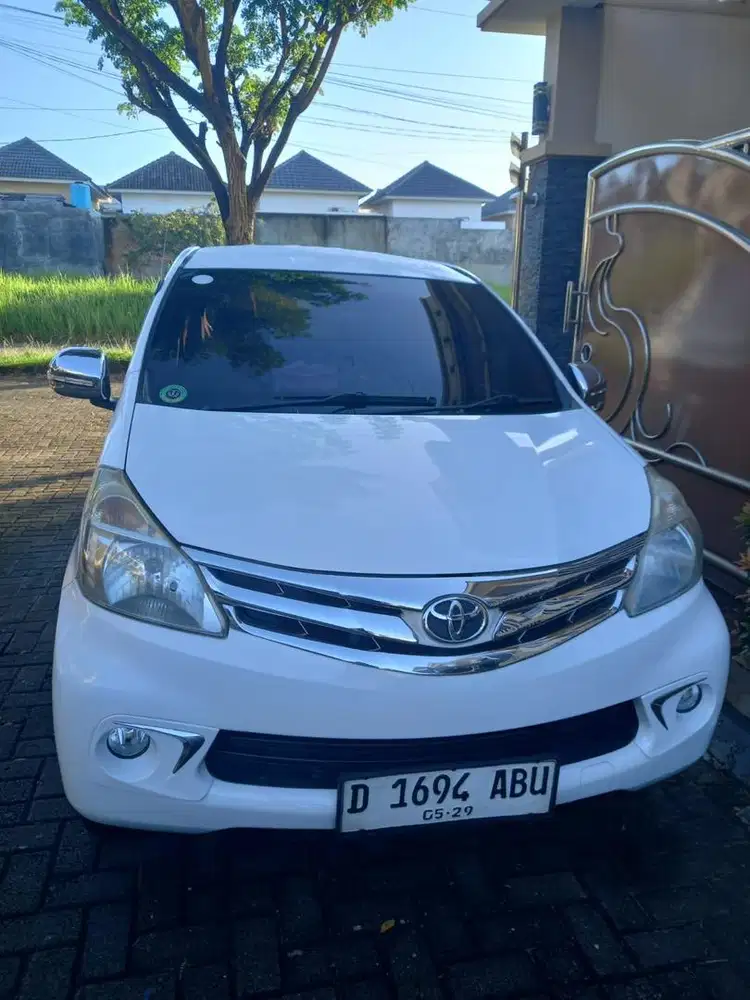Avanza G matic 2014