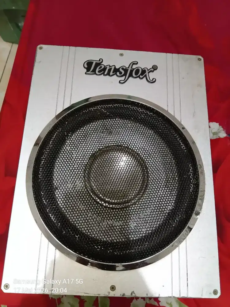 Subwoofer kolong tensfox 10inch