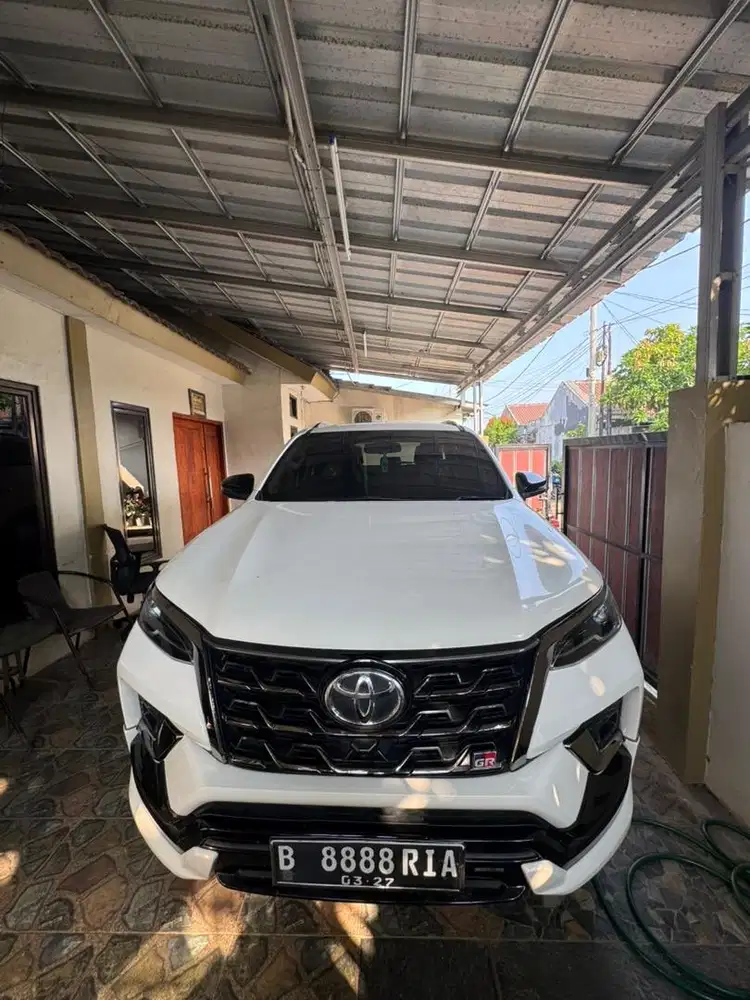 Fortuner GR 2.4 automatoc diesel