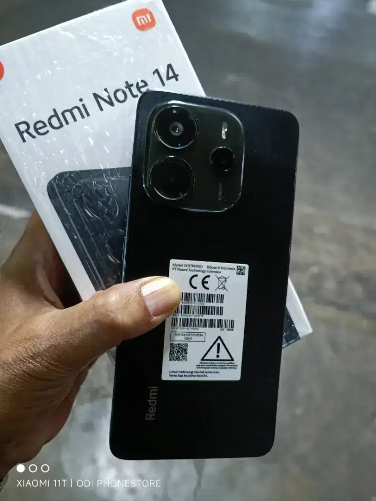 Redmi note 14 8/256 mulus 98% dan lengkap semua bawaan aslinya