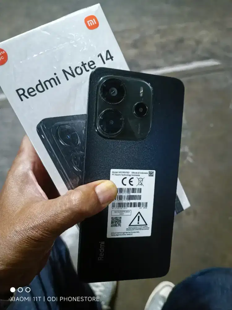 Redmi note 14 8/256 mulus 98% dan lengkap semua bawaan aslinya