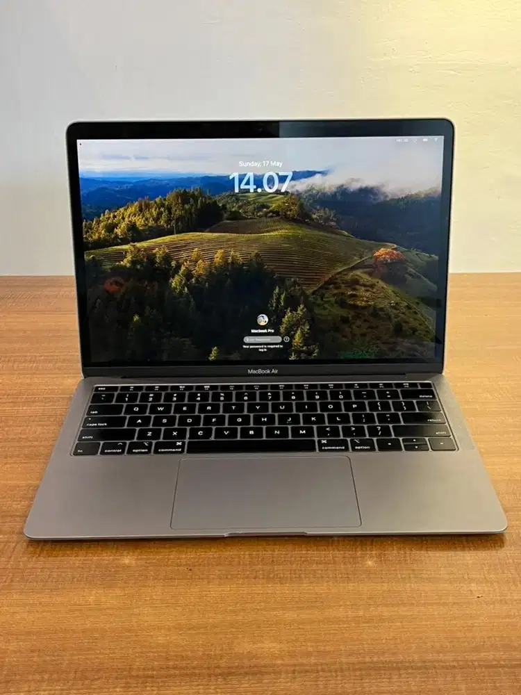 Macbook Air 2019 i5 8/256