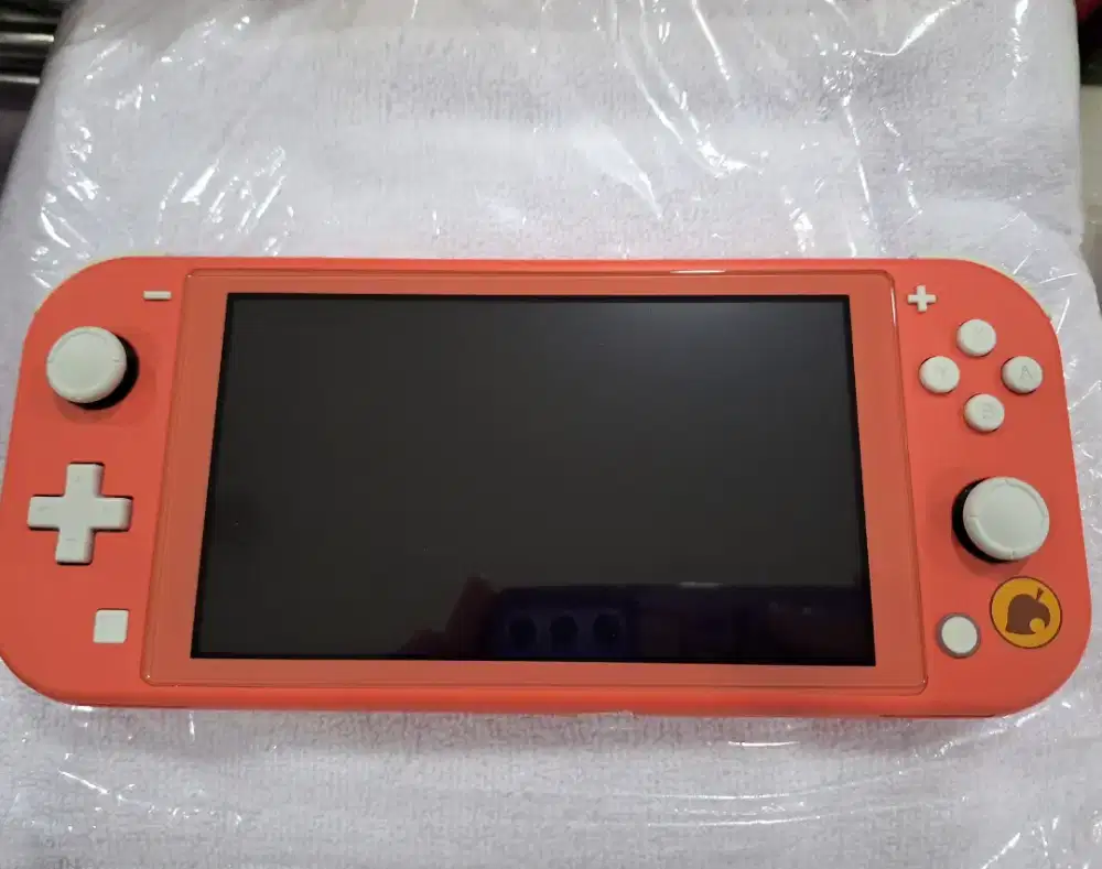 Nintendo switch Lite animal crossing edition OFW Fullset