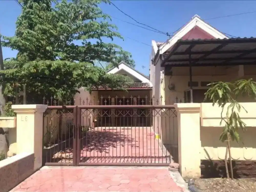 DISEWAKAN/DIKONTRAKKAN MURAH RUMAH BESAR BESERTA PERABOT