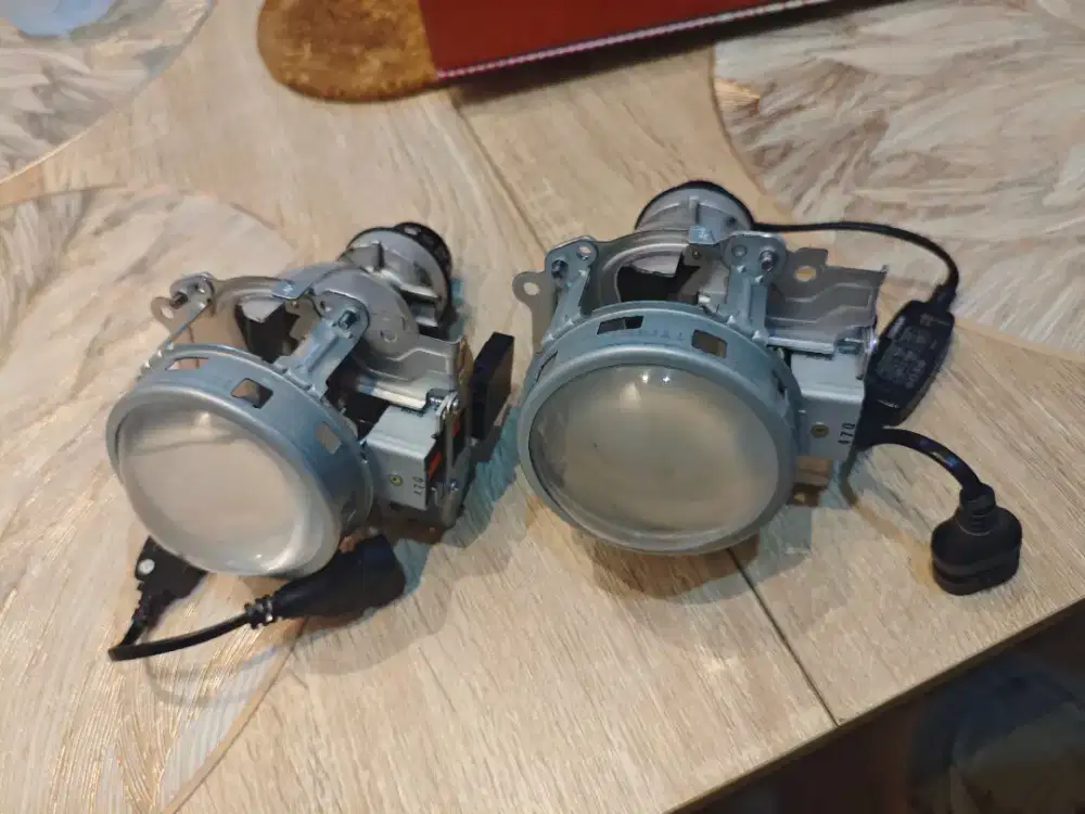 Projector Ori Copotan Honda Mobilio RS2014 Sepasang Lensa Original