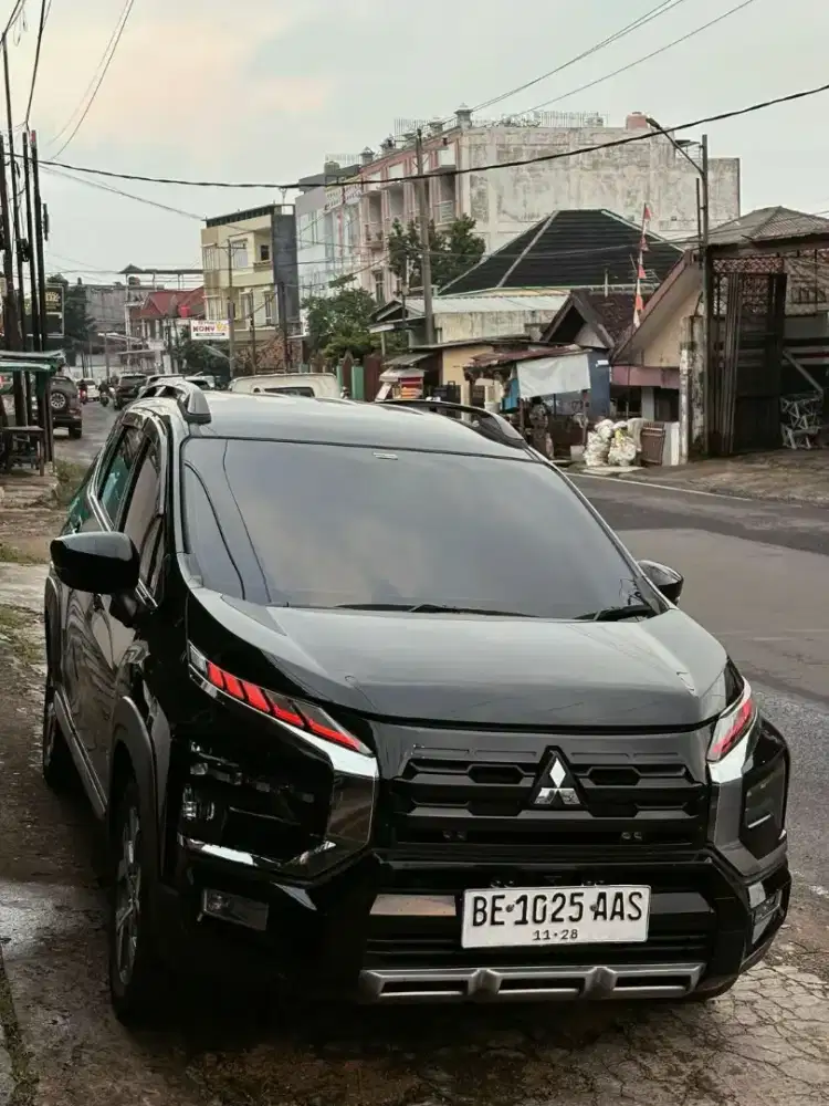 Xpander Cross facelift premium 2023.
