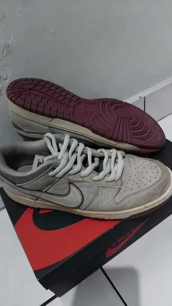Nike Dunk Low SB Brown Maroon