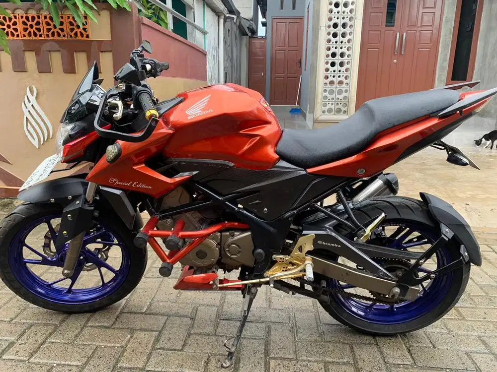 Cb150r tahun 2016 ss lengkap pajak hidup siap pakai