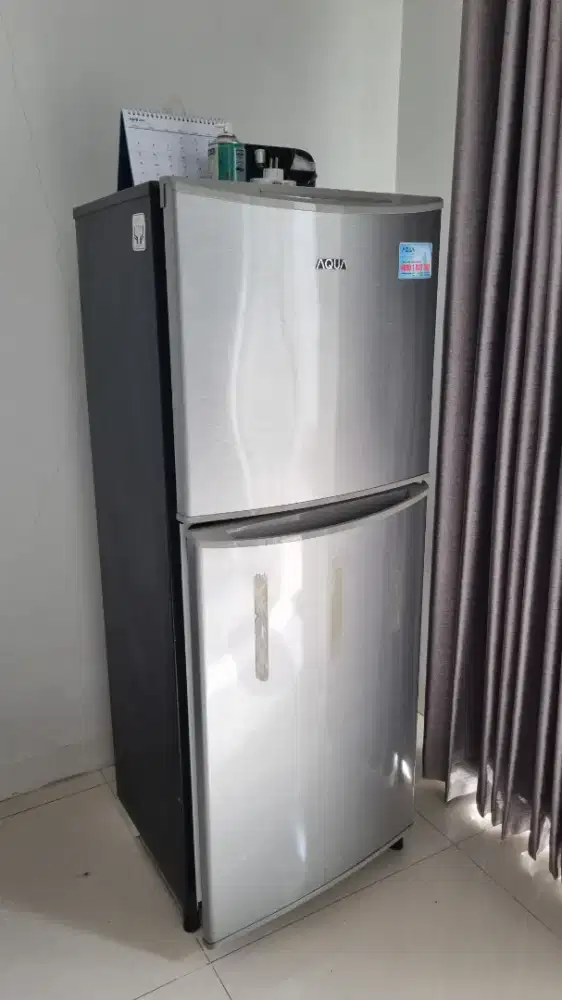 Kulkas AQUA 2 pintu