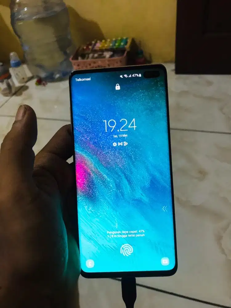 Samsung S10+ 8/128 sein