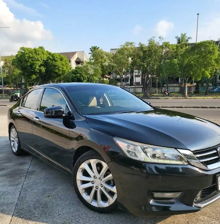 HONDA ACCORD 2.4 VTIL AT 2015
