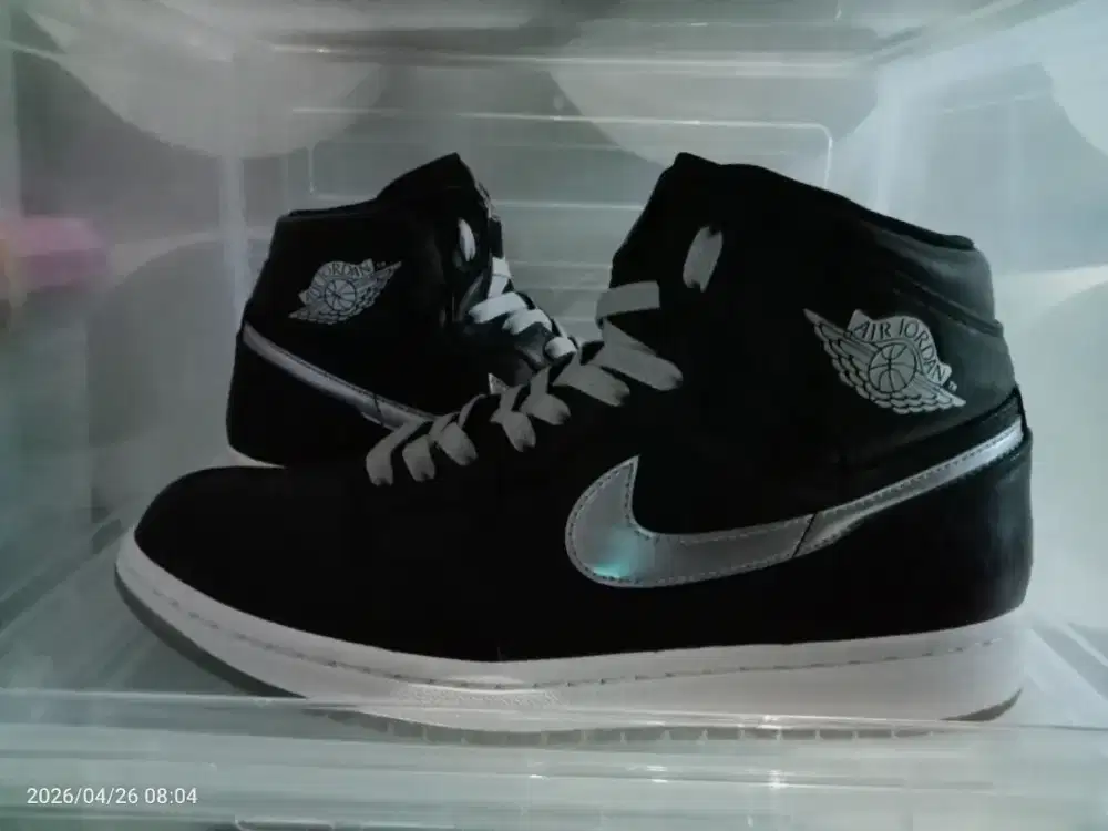 Air Jordan 1 High Passport (Rare)