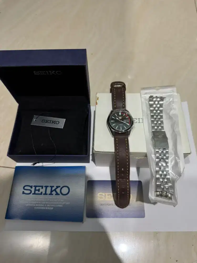 Seiko 5 automatic