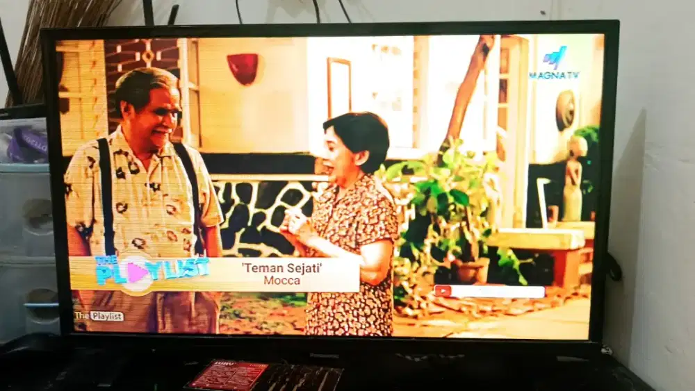 Televisi panasonic