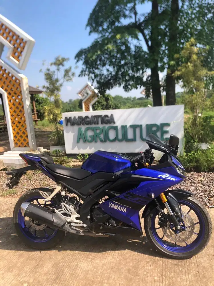 Dijual R15 V3 warna biru mulus