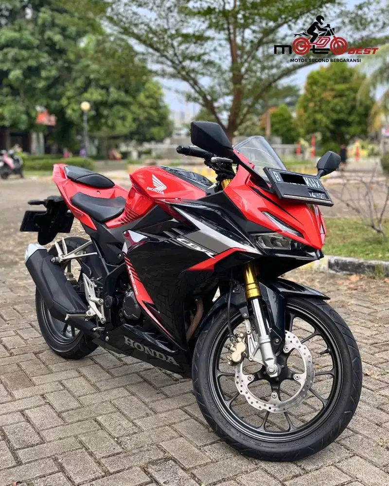 Honda CBR 150R 2022, Mulus!