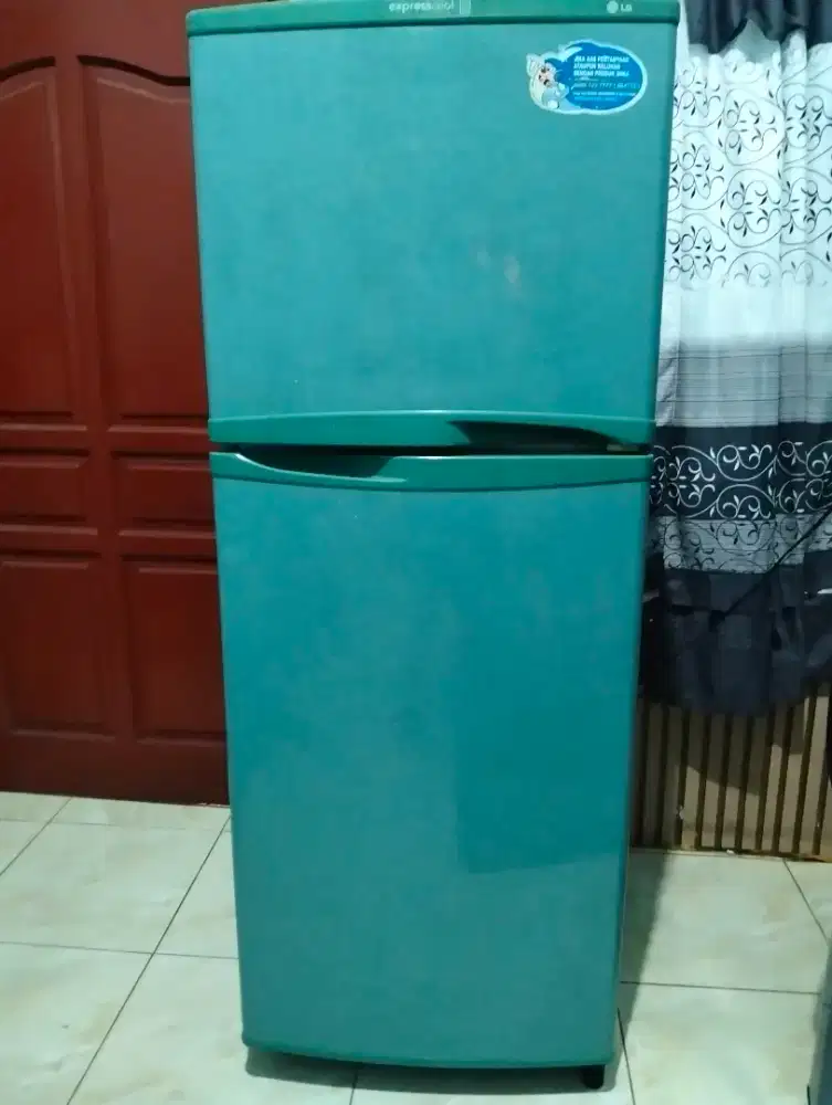 Jual kulkas bekas