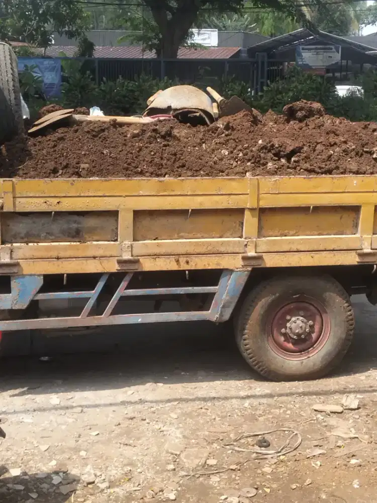Terima buang puing tanah bangunan