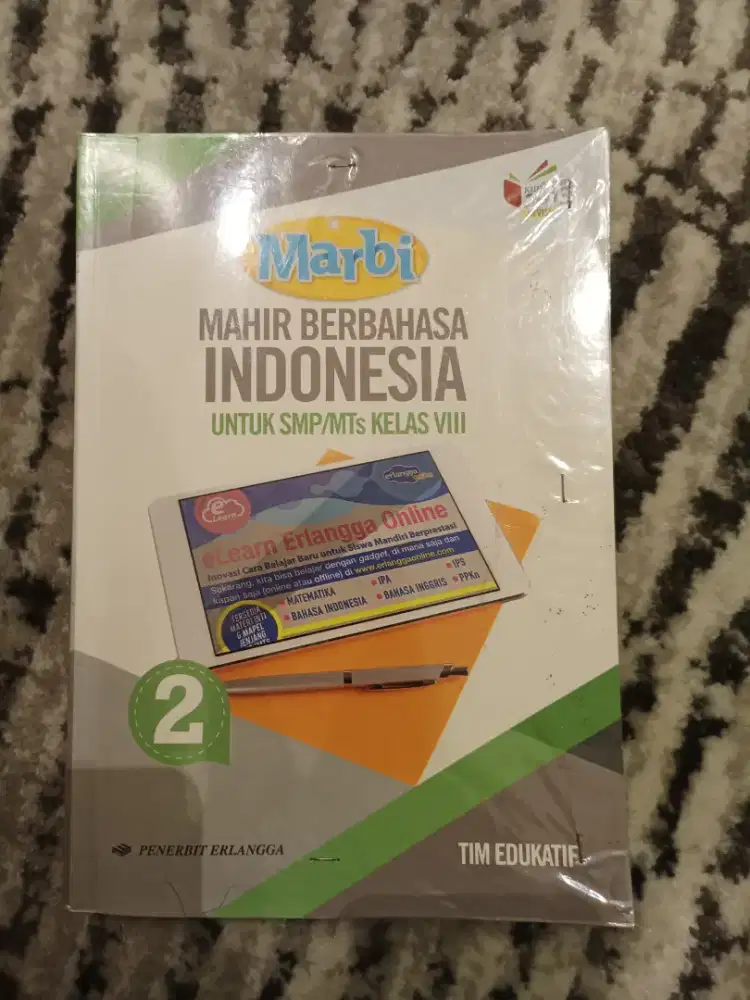 MARBI: Mahir Berbahasa Indonesia untuk SMP/MTs Kelas VIII (Jilid 2).